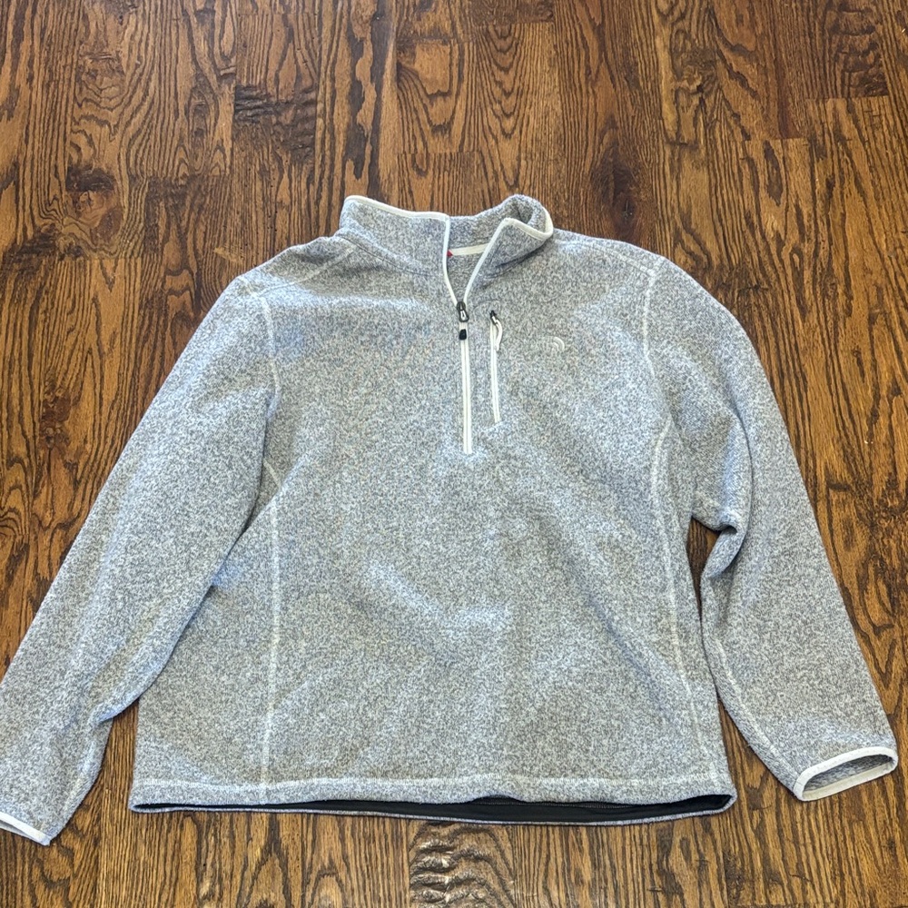 Men's The North Face gray pull over XL